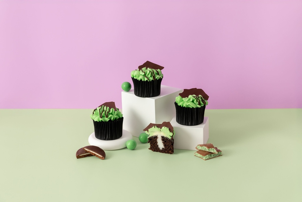 Preistley's Mint Chocolate Cupcakes x 8